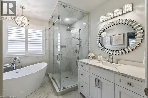 62 Varley Crescent Brantford ON N3R 7Z7
