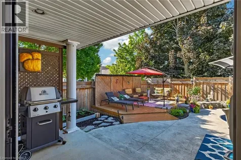 62 Varley Crescent Brantford ON N3R 7Z7
