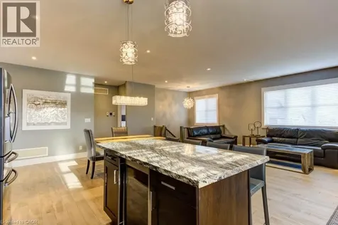 30 Lakeshore Road Wasaga Beach ON L9Z 2Y3
