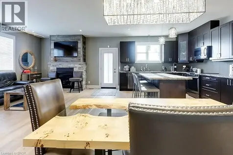 30 Lakeshore Road Wasaga Beach ON L9Z 2Y3