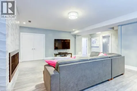 30 Lakeshore Road Wasaga Beach ON L9Z 2Y3