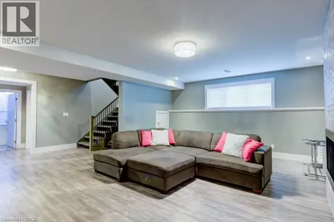 30 Lakeshore Road Wasaga Beach ON L9Z 2Y3