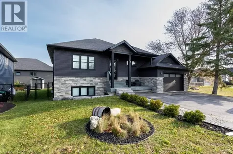 30 Lakeshore Road Wasaga Beach ON L9Z 2Y3