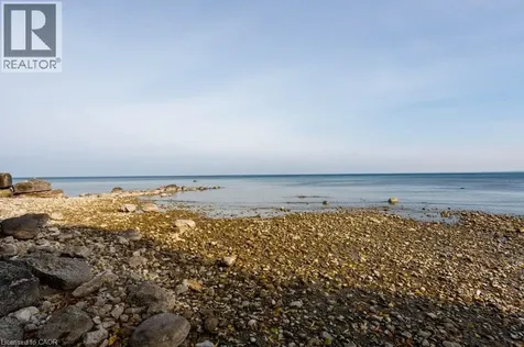 30 Lakeshore Road Wasaga Beach ON L9Z 2Y3