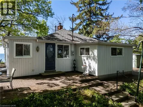 689 Sandy Bay Road Dunnville ON N1A 2W6