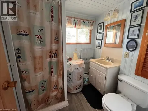 689 Sandy Bay Road Dunnville ON N1A 2W6