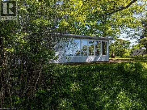 689 Sandy Bay Road Dunnville ON N1A 2W6
