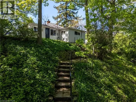 689 Sandy Bay Road Dunnville ON N1A 2W6