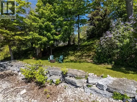 689 Sandy Bay Road Dunnville ON N1A 2W6