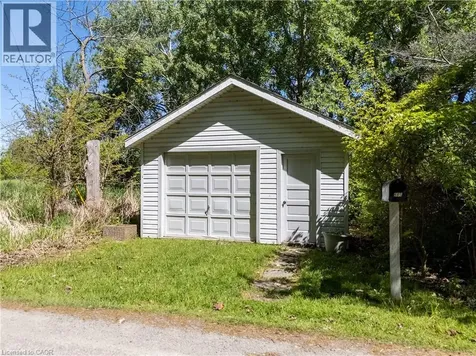 689 Sandy Bay Road Dunnville ON N1A 2W6