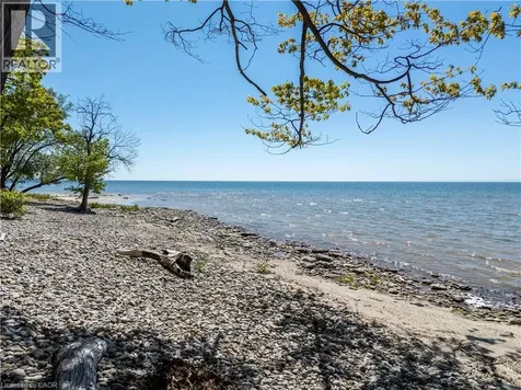 689 Sandy Bay Road Dunnville ON N1A 2W6