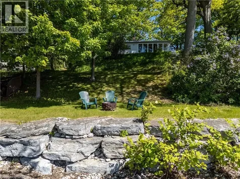 689 Sandy Bay Road Dunnville ON N1A 2W6