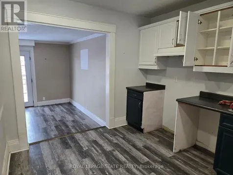 45 Chaplin Avenue St. Catharines (downtown) ON L2R 2E7