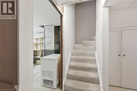5475 Lakeshore Road Burlington ON L7L 1E1