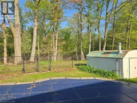 73 Foxtail Avenue Welland ON L3C 7J6