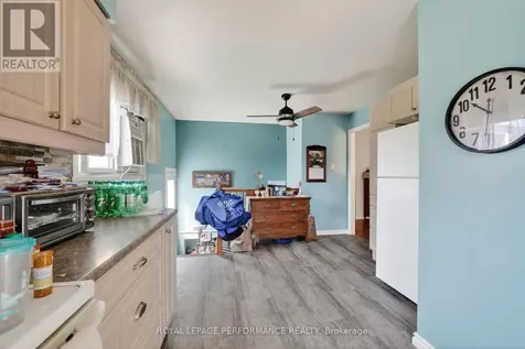 10 Valecrest Drive Cornwall ON K6H 6E1