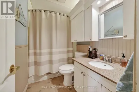 10 Valecrest Drive Cornwall ON K6H 6E1