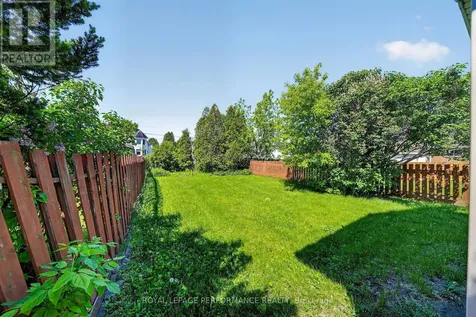 10 Valecrest Drive Cornwall ON K6H 6E1