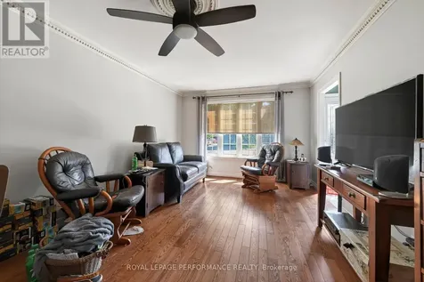 10 Valecrest Drive Cornwall ON K6H 6E1