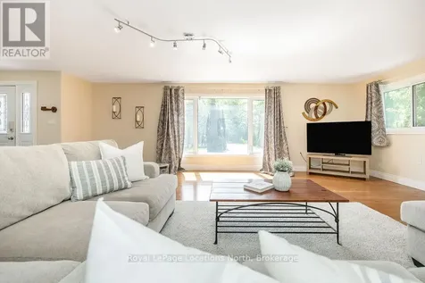 3934 Lakeview Road Innisfil ON L9S 2V5