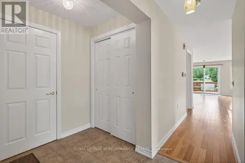 1008 Ada Barrington Private Ottawa ON K4P 0A7