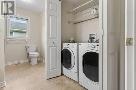 1008 Ada Barrington Private Ottawa ON K4P 0A7