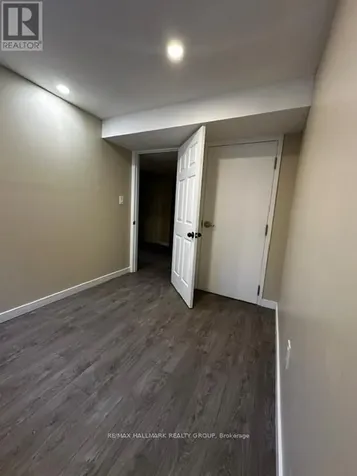 1488 Meadowbrook Road Ottawa ON K1B 5C3