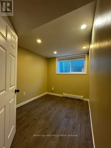 1488 Meadowbrook Road Ottawa ON K1B 5C3