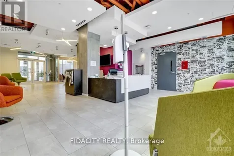 105 Champagne Avenue South Ottawa ON K1S 5E5