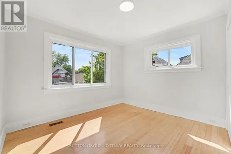 279 Cambridge Street North Ottawa ON K1R 7B1