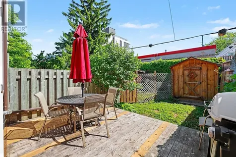 279 Cambridge Street North Ottawa ON K1R 7B1