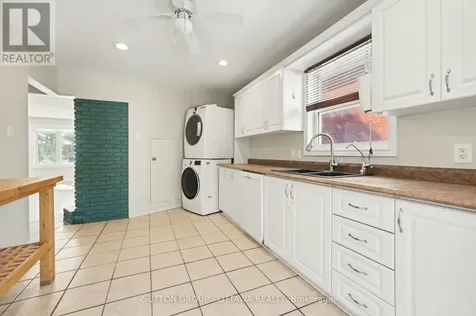 1071 Aldea Avenue Ottawa ON K1H 8B8