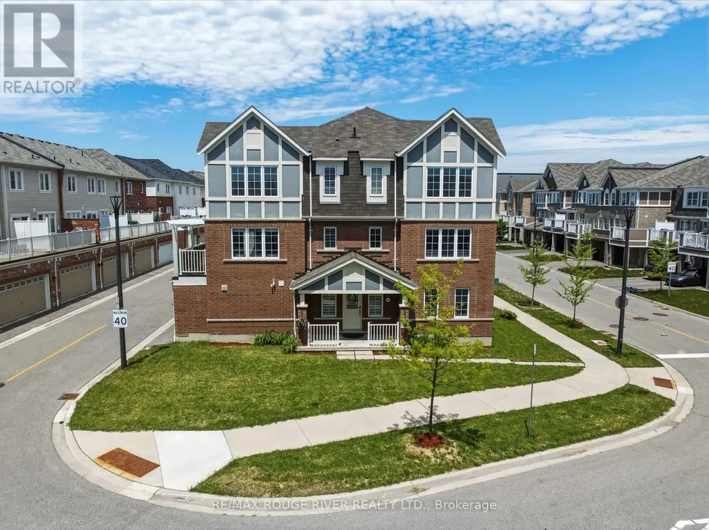 2402 Fall Harvest Crescent Pickering ON L1X 0G2