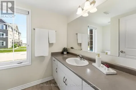 2402 Fall Harvest Crescent Pickering ON L1X 0G2