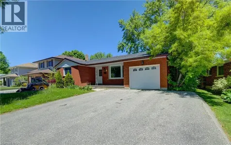 80 Lower Canada Crescent Kitchener ON N2P 1E8
