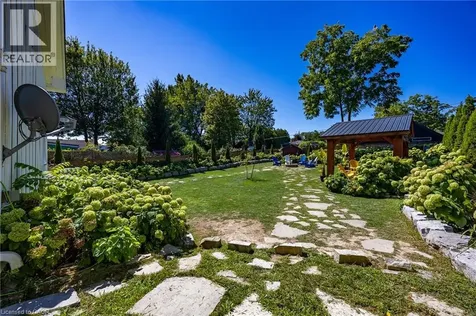 1047 Bay Street Port Rowan ON N0E 1M0