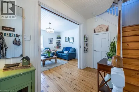 1047 Bay Street Port Rowan ON N0E 1M0