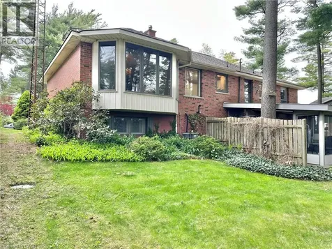 60 Smith Avenue Delhi ON N4B 1B8