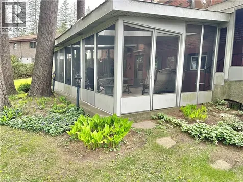 60 Smith Avenue Delhi ON N4B 1B8