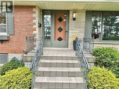 60 Smith Avenue Delhi ON N4B 1B8