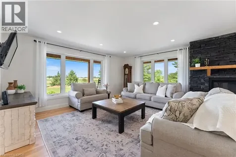 6251 Walkers Road Glanbrook ON L0R 1W0