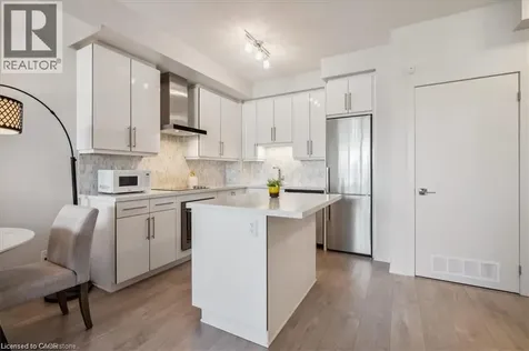 2093 Fairview Street Burlington ON L7R 0E6