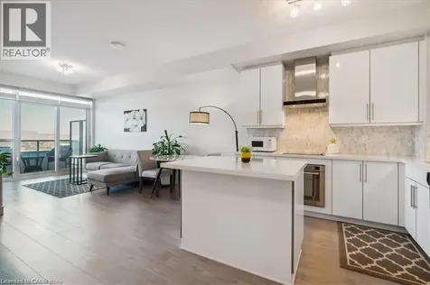 2093 Fairview Street Burlington ON L7R 0E6