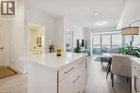 2093 Fairview Street Burlington ON L7R 0E6