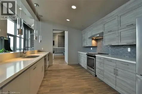 2093 Fairview Street Burlington ON L7R 0E6