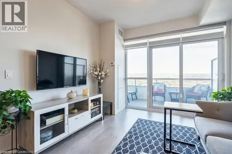2093 Fairview Street Burlington ON L7R 0E6