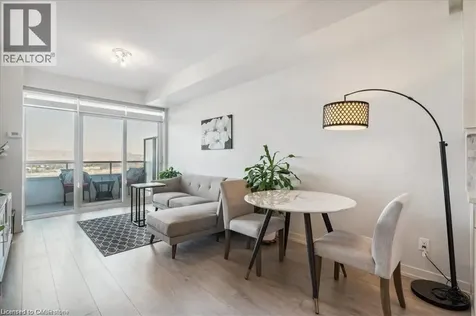 2093 Fairview Street Burlington ON L7R 0E6