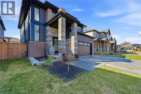 8 Myrtle Street Fonthill ON L0S 1E6