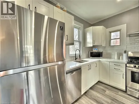 9 Fourth Avenue St. Thomas ON N5R 4G8