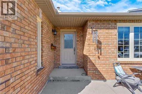 77 Mctague Drive Cambridge ON N1T 1L7